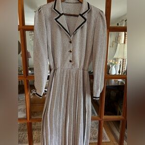 Vintage Paper Tag Black-and-White Pleated Women's Dress